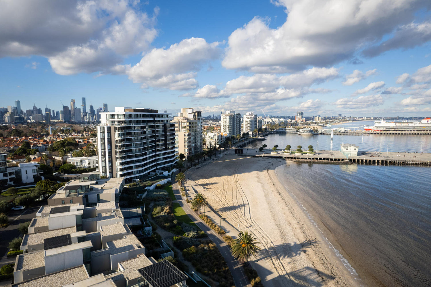 Pool Cleaning Port Melbourne